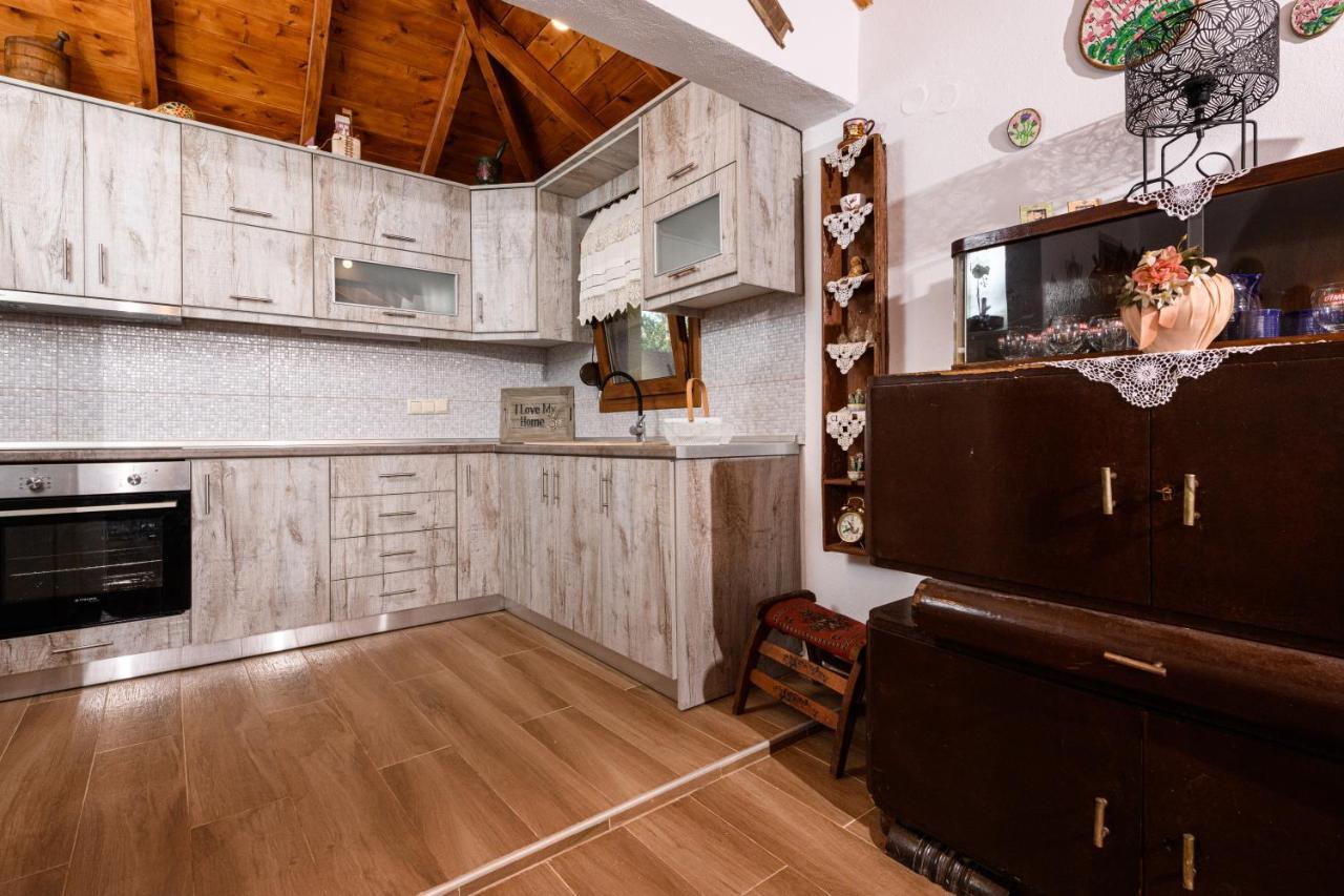 Villa Suzana Mikros Prinos Экстерьер фото