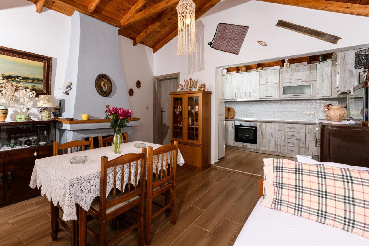 Villa Suzana Mikros Prinos Экстерьер фото